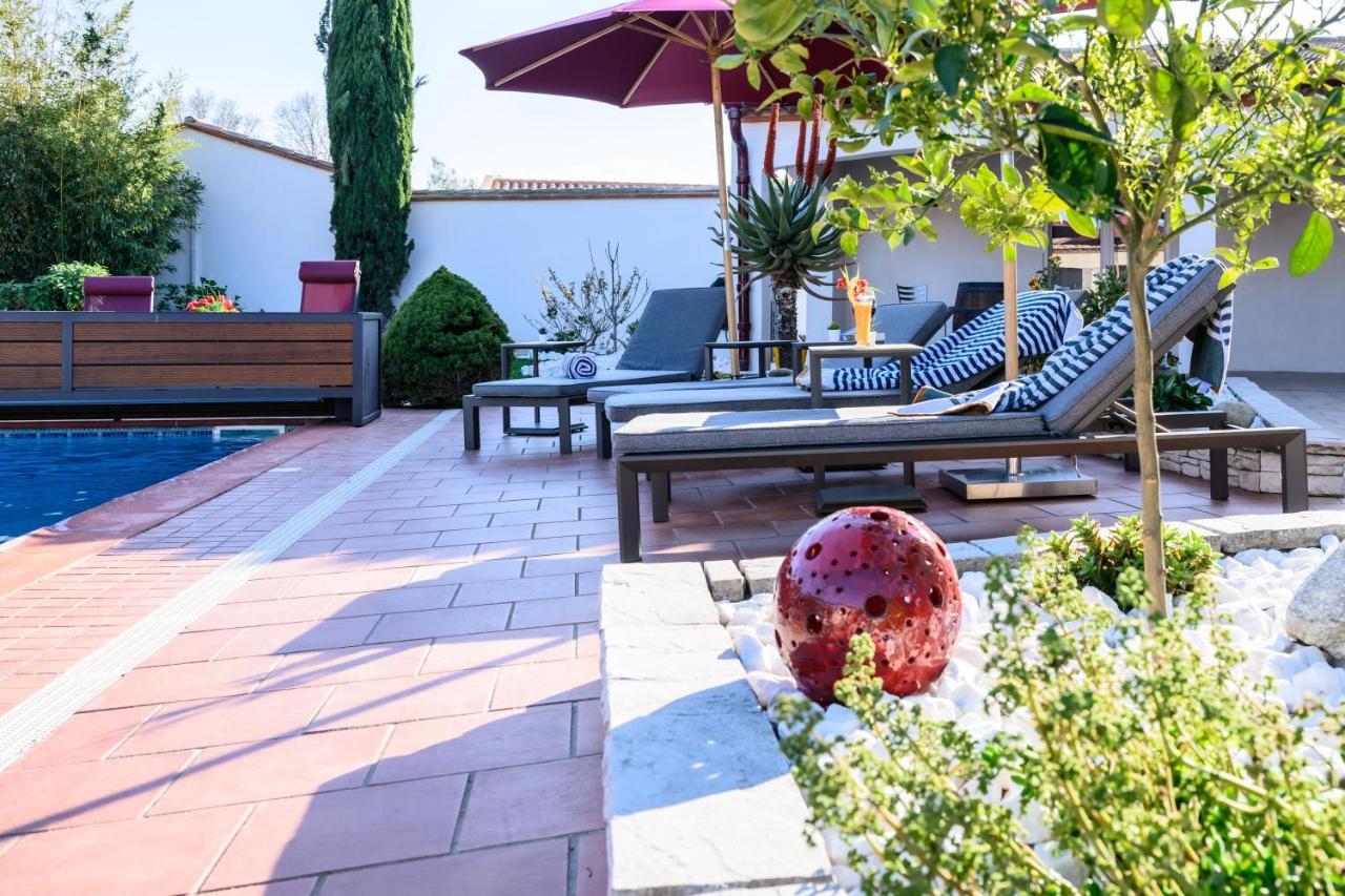 Villa La Catalane Theza Esterno foto