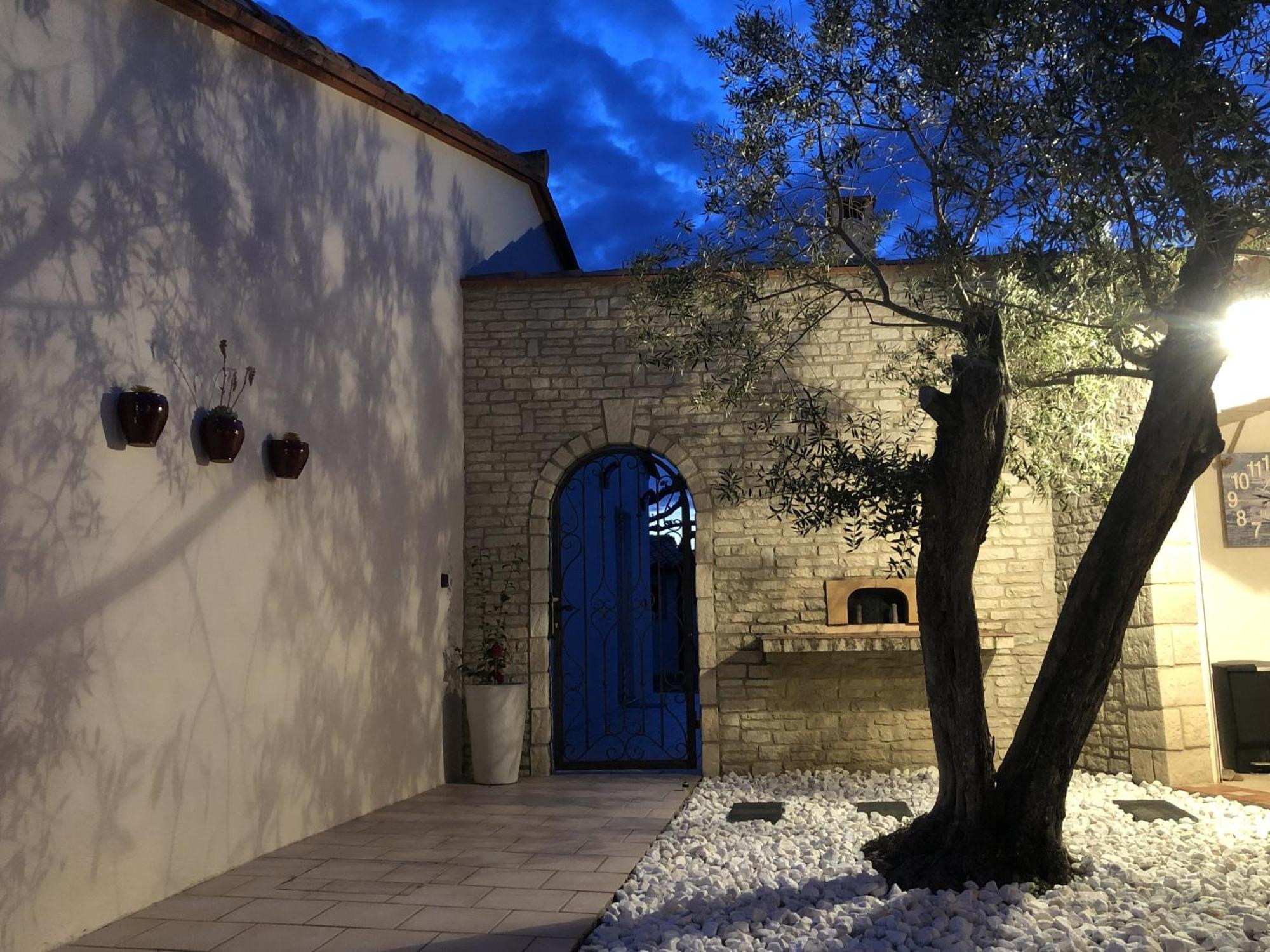 Villa La Catalane Theza Esterno foto