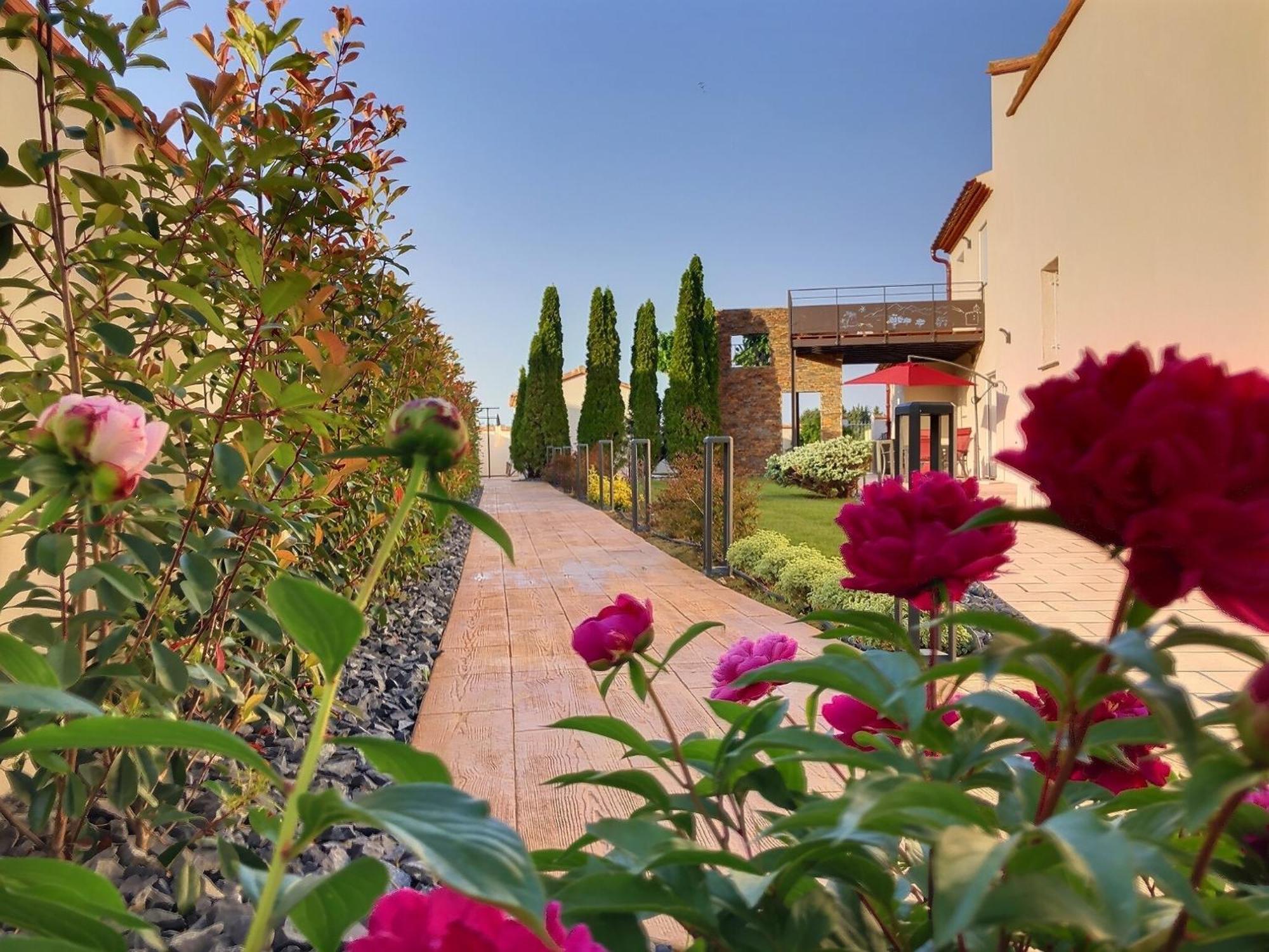 Villa La Catalane Theza Esterno foto